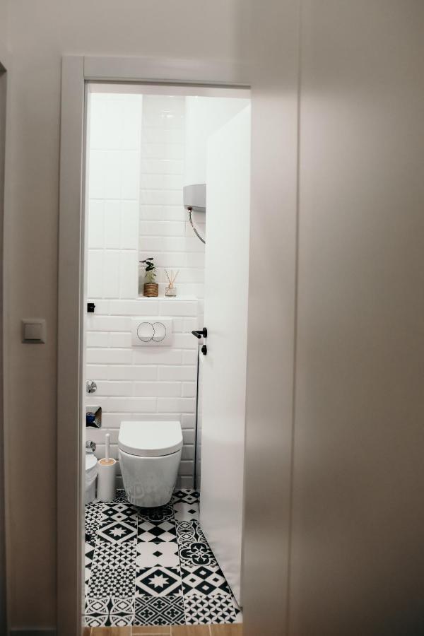 Studio Apartman Mia Zupanja Exterior photo